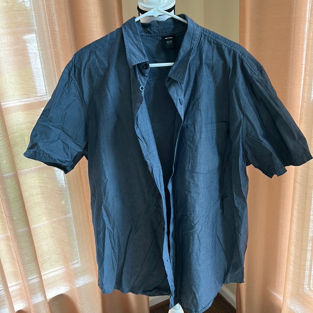 Men’s Oakley Shirt Sleeve Button Down Shirt Size Xxl